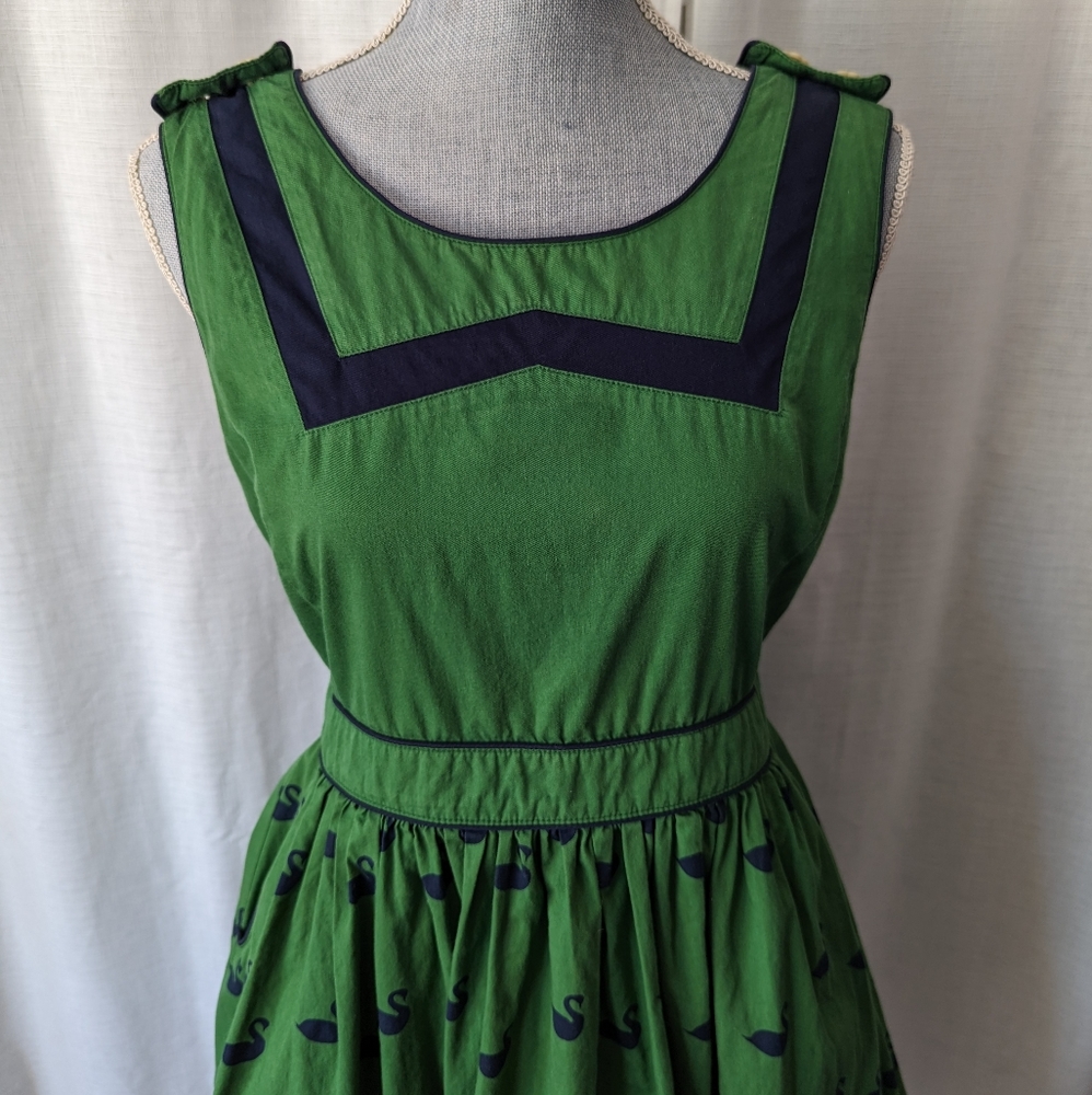Modcloth Knitted Dove swan dress - Picture 2 of 7